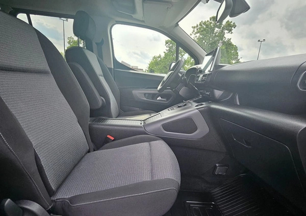 Toyota Proace City Verso cena 154900 przebieg: 20893, rok produkcji 2023 z Wleń małe 352